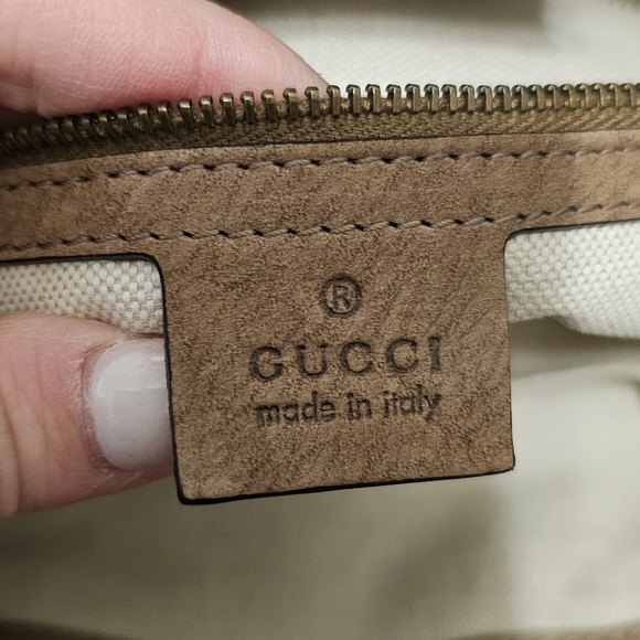 100% AUTHENTIC GUCCI RUNNING TOTE GG - Picture 3 of 13